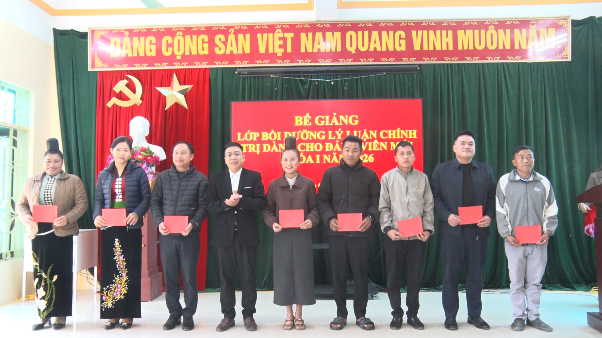 anh tin bai